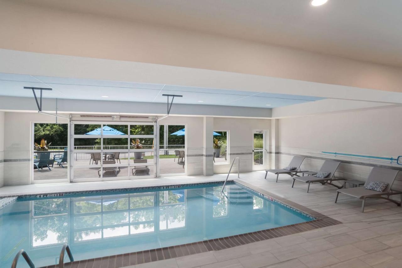 Surestay Plus Hotel By Best Western Elizabethtown Hershey Eksteriør billede